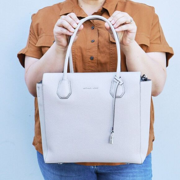 NWT Michael Kors Mercer Large Boxy 2 Way Satchel Tote Cement - Picture 2 of 11